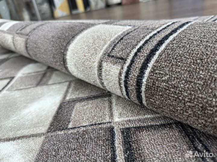 Палас 1.5х1.85м