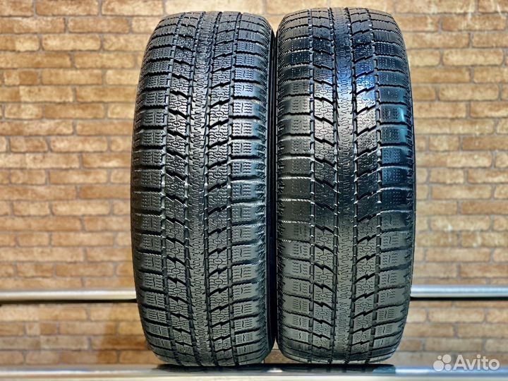 Toyo Observe GSi-5 205/60 R16 92T