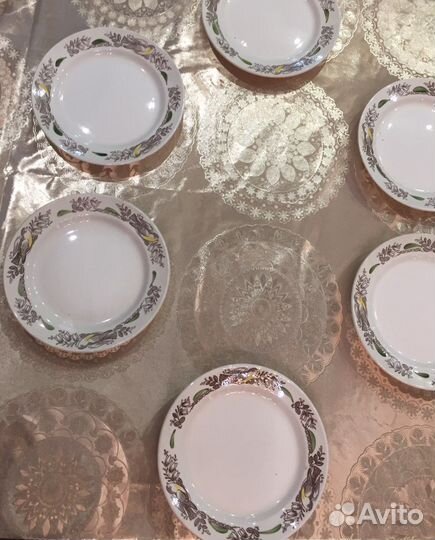 Набор тарелок