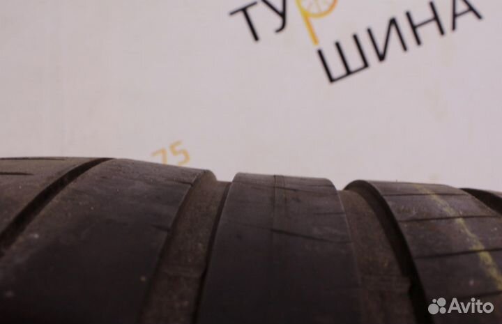 Pirelli P Zero PZ4 315/30 R21 94Y