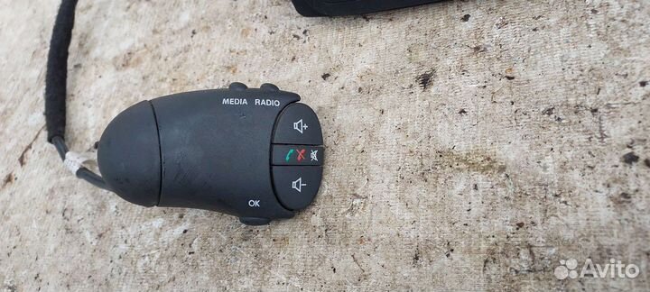 Оригинальная магнитола Renault Duster 1 2.0L Рено