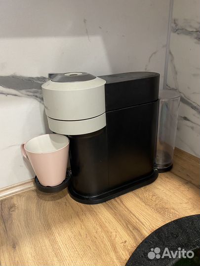 Кофеварка капсульная nespresso