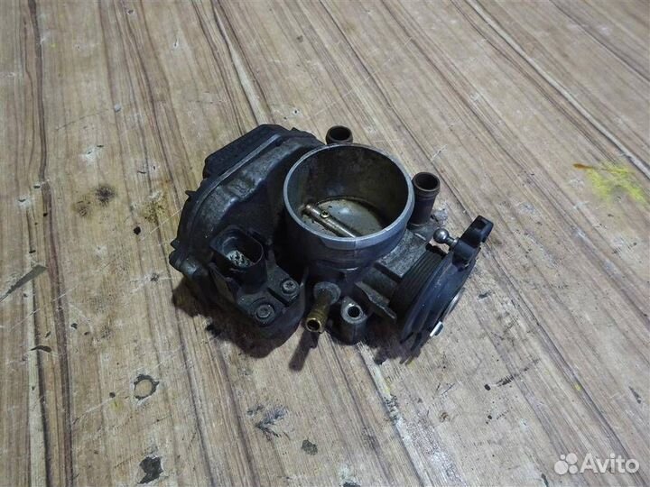 Заслонка дроссельная механическая Volkswagen Pass