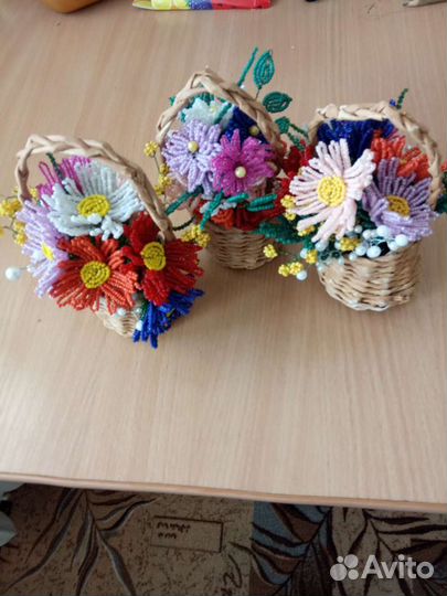 Фиалки из бисера