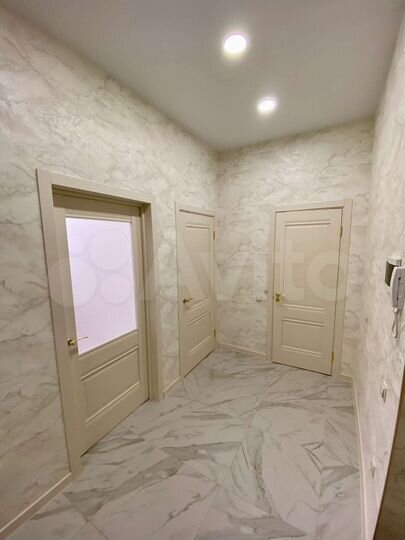 1-к. квартира, 42 м², 2/3 эт.