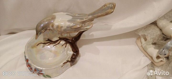 Фарфор пепельница птица