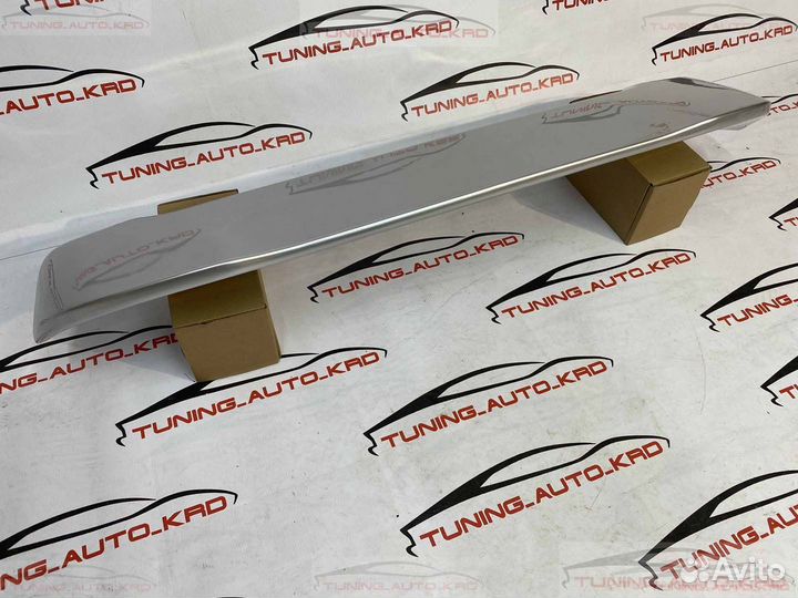 Спойлер Наверх Toyota Land Cruiser 200 J4809