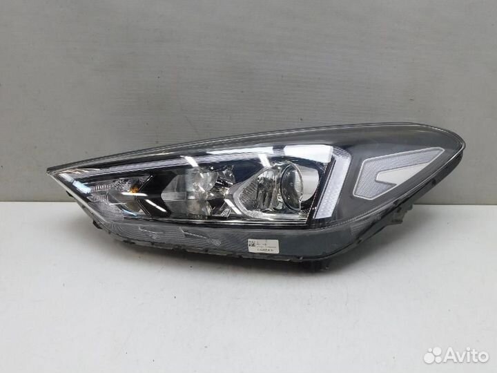 Фара левая Hyundai Tucson