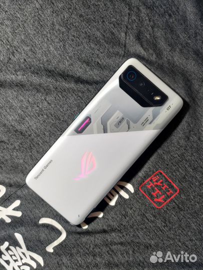 ASUS ROG Phone 7, 8/256 ГБ