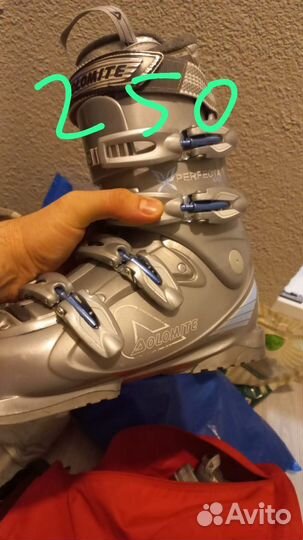 Горнолыжные ботинки