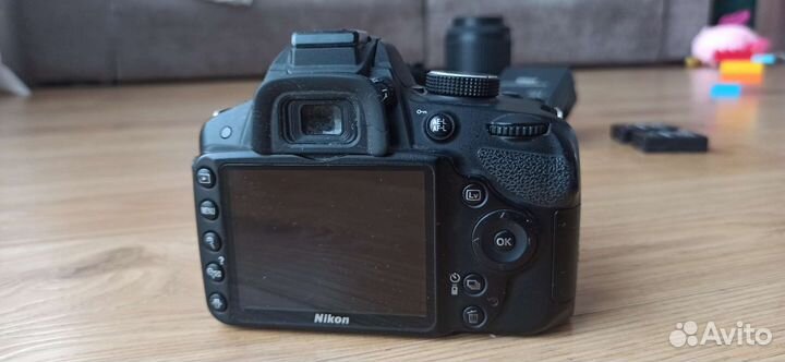 Nikon D3200 + kit 18-55