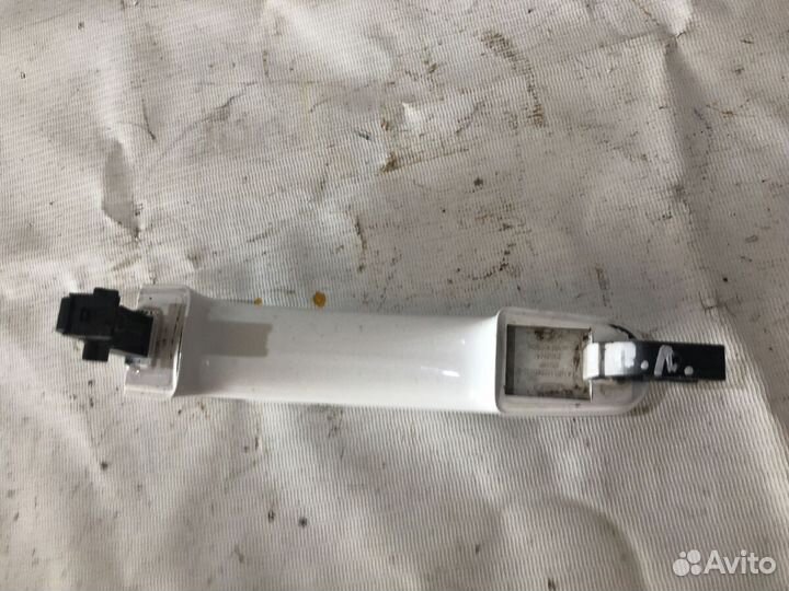 Ручка двери передней наружная Ford Focus