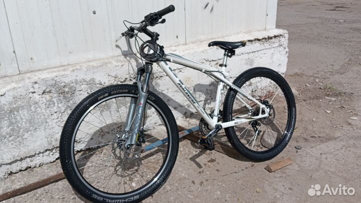 Велосипед GT