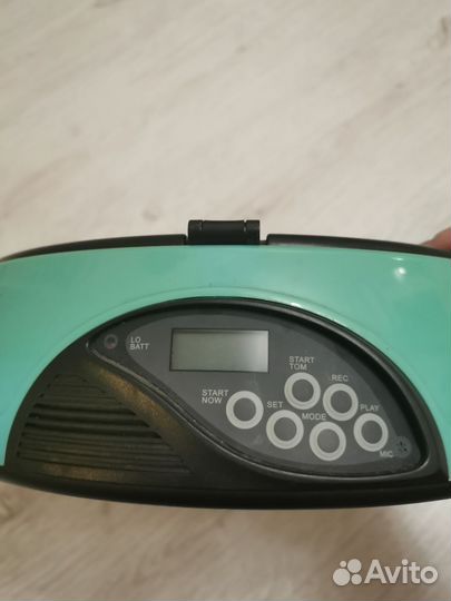 Автоматическая кормушка для кошек и собак