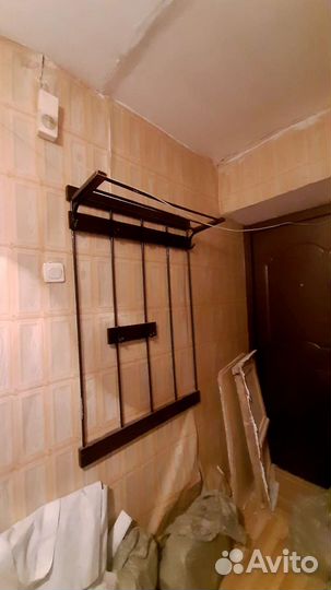 Вешалка настенная