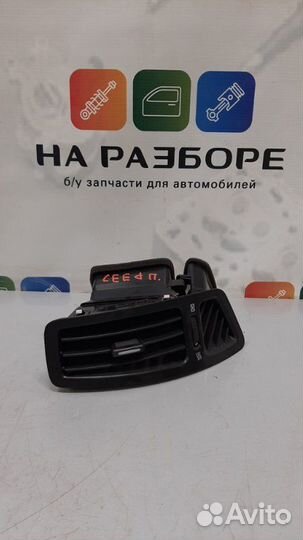 Дефлектор на торпедо правый Kia Ceed ED G4FC 2008