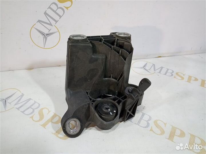 Кронштейн блока ABS Mercedes E-Class W212