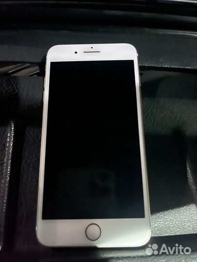 Телефон iPhone 7 plus