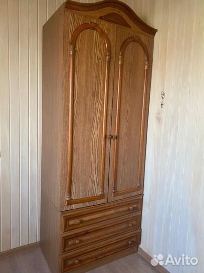 Шкаф плательный бу
