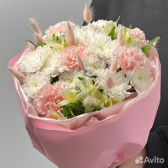 Нежный букет с диантусами