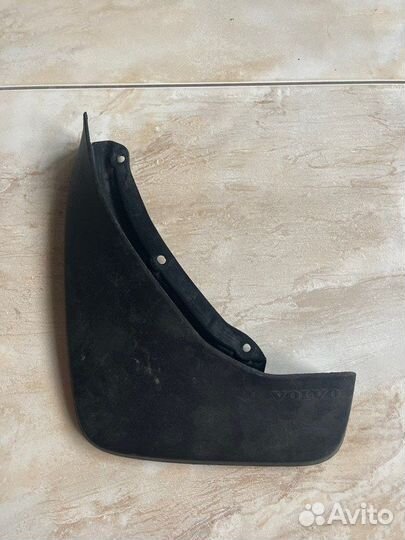 Брызговик задний левый Volvo Xc 90