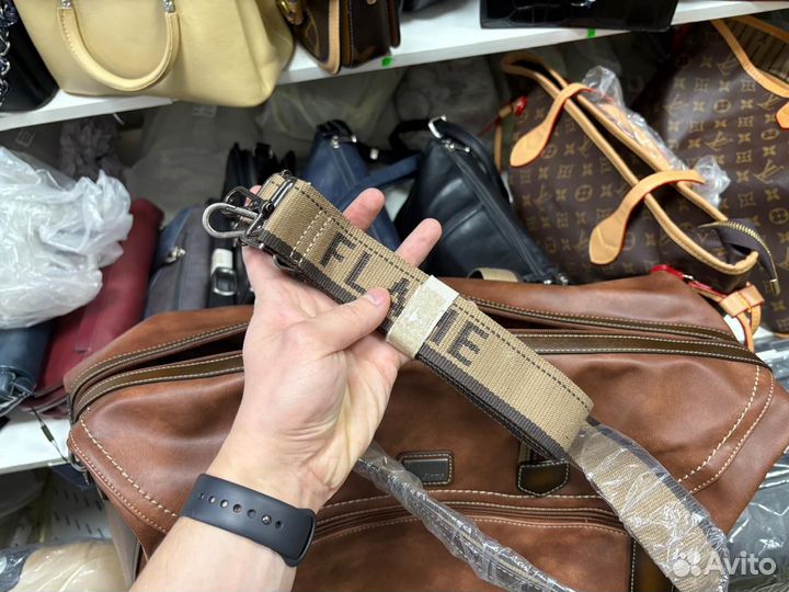 Сумка кожаная дорожная туристическая