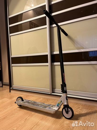 Трюковой самокат кастом стрит