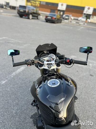 Triumph Street triple