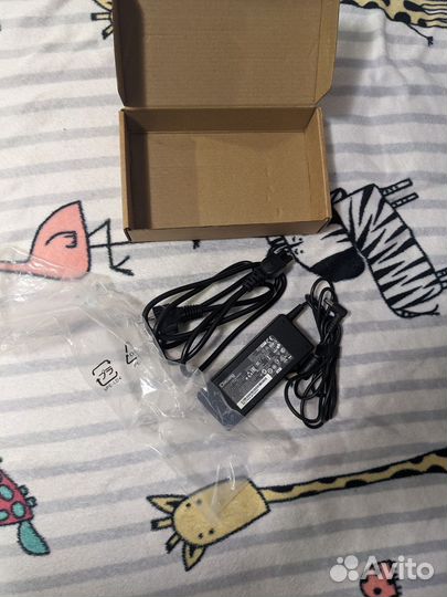 Блок питания для ноутбука 90w