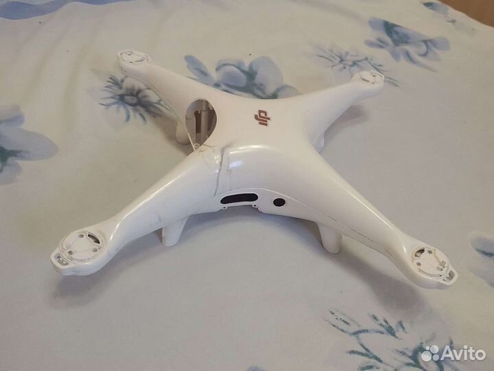 Корпус (верхняя и нижняя часть) dji phantom 4 pro