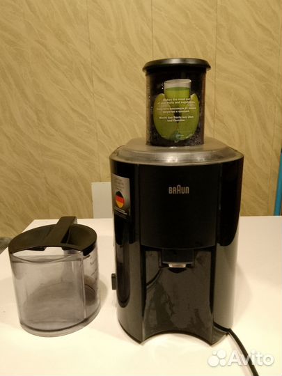 Соковыжималка Braun J300