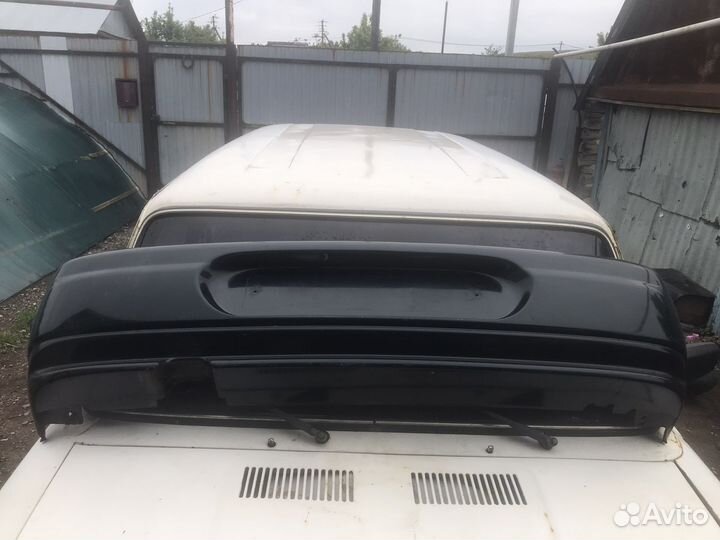 Бампер продам ваз 2110