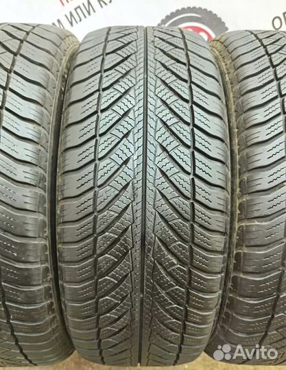 Goodyear UltraGrip 8 Performance 225/55 R17 97H