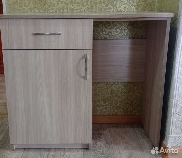 Туалетный столик