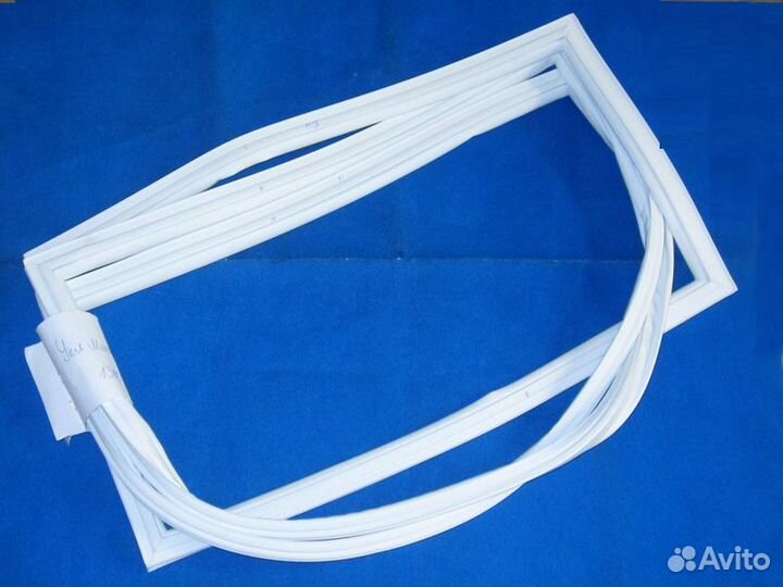 Комплект уплотнителей двери (под саморезы) Х/К 108