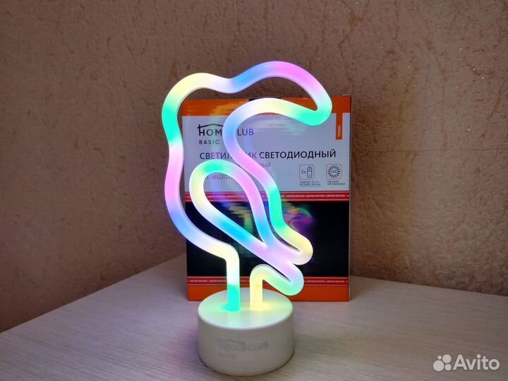 Светодиодный светильник настольный