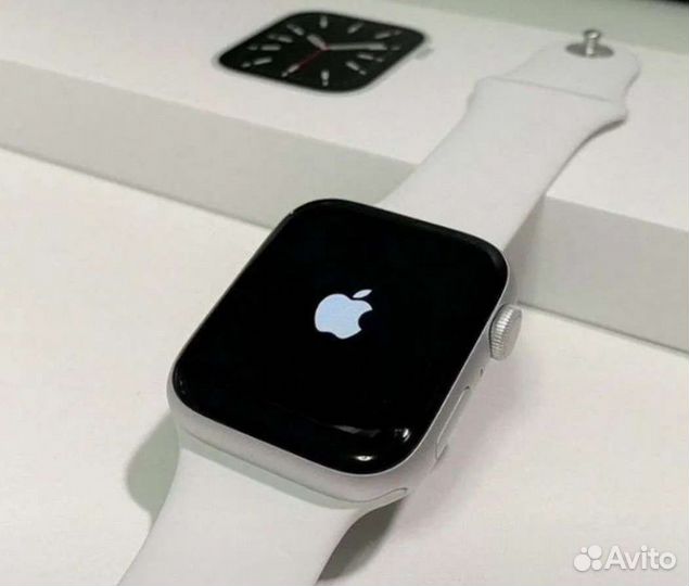 Смарт-часы Apple Watch 7 Apple Watch 8
