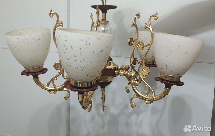 Люстра подвесная потолочная