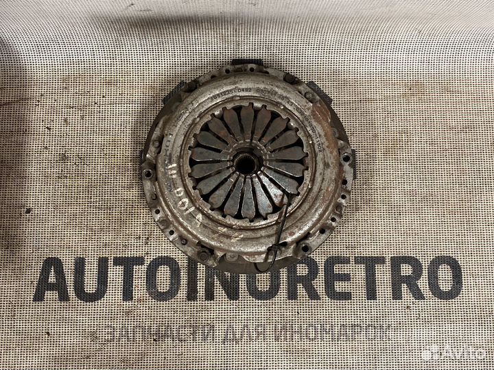 Комплект сцепления Volkswagen Polo 3 030141025C