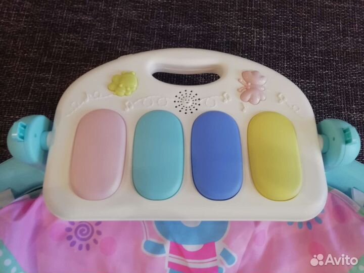 Развивающий коврик с пианино