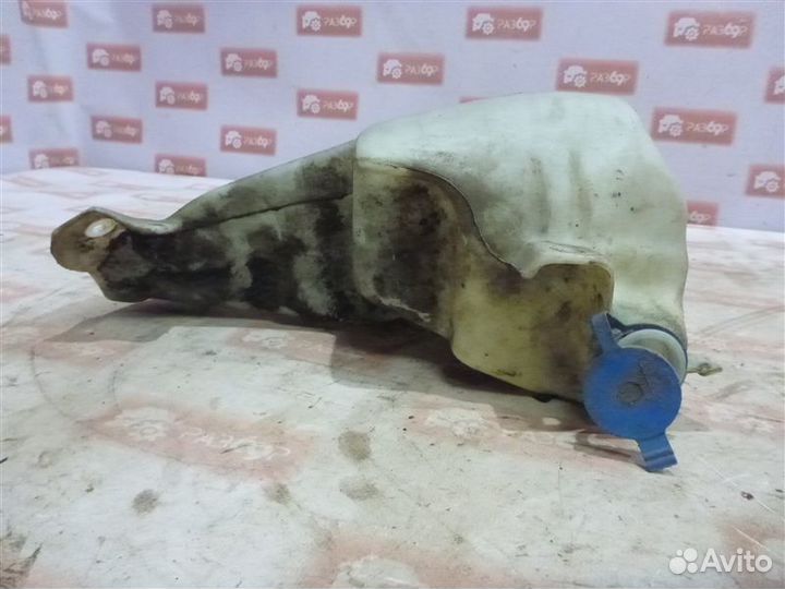 Бачок омывателя Audi 80 B3 PP 1990