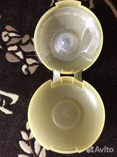 Накладки на грудь medela