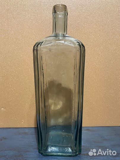 Старинные бутылки