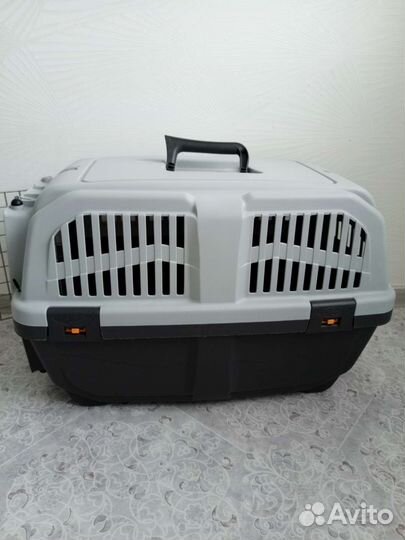 Переноска для кошек пластиковая