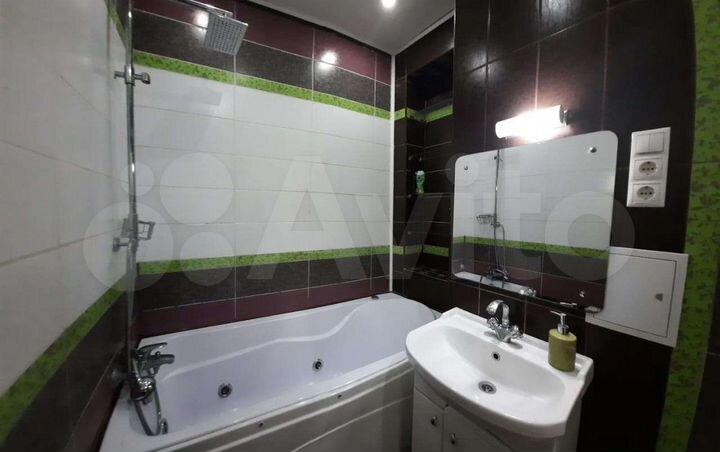 2-к. квартира, 40 м², 9/16 эт.