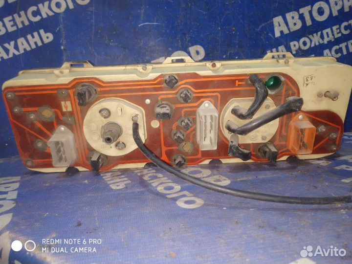 Панель приборов Ваз Лада 2107 седан 2106 2010