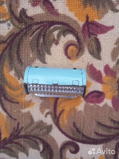 Продам пепельницу переднего сидения на Газ-21