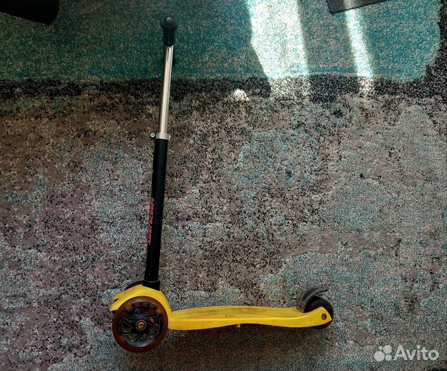 Детский самокат 3х колесный