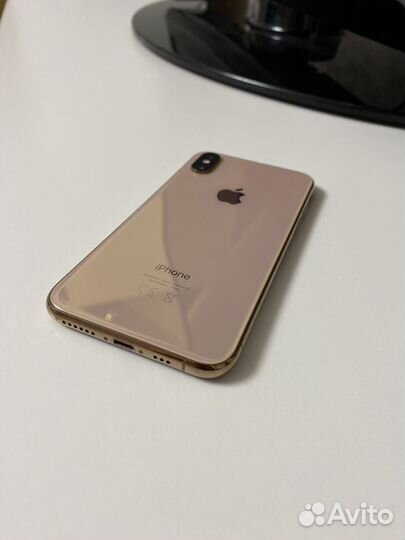 iPhone Xs, 64 ГБ