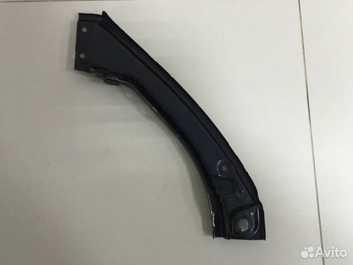 Кронштейн фар левый Volkswagen Polo Mk6 2020